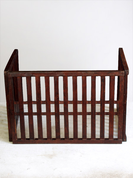 時代ものの帳場格子 三つ折り 木製