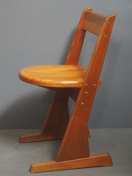 松材角椅子3